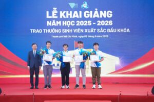 truong dai hoc bach khoa khai giang nam hoc moi chao don gan 6 000 tan sinh vien 68bcdfe101424