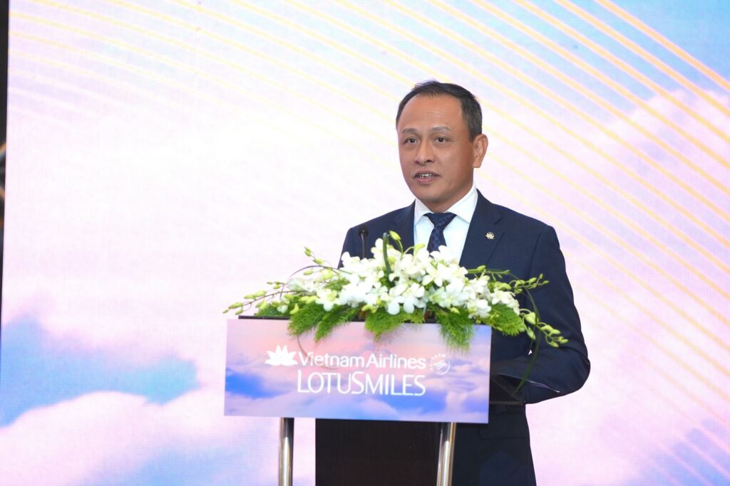 vietnam airlines tien phong ket noi trai nghiem khach hang kien tao tuong lai ben vung 68c37791902b4